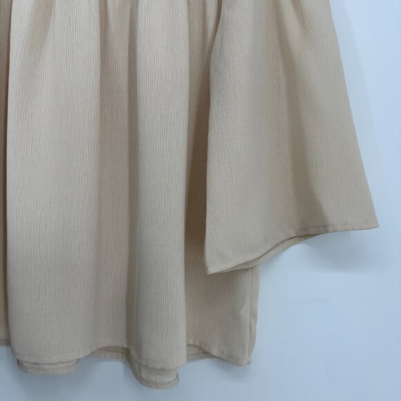 3/$25 Maurices Off the Shoulder Blouse Top M Aztec Tribal Trim Flare 3/4 Sleeves - Picture 5 of 7